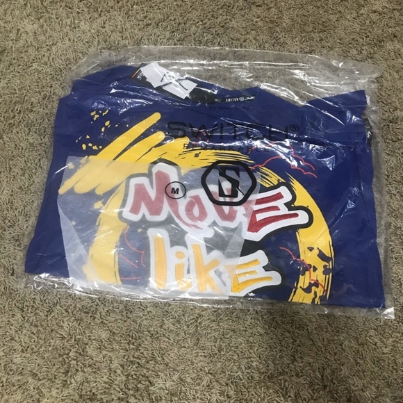 Switch Remarkable Move Like A Boss Embroidered Tee - Picture 2 of 4